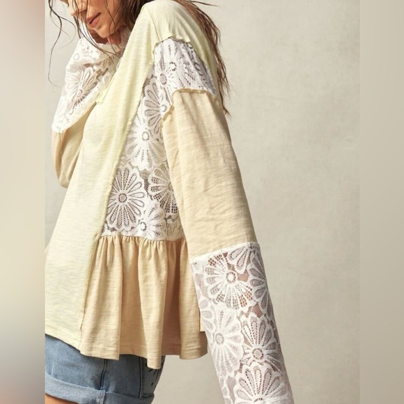 Women's Cream and Tan Lace Top - Picture 5 of 9
